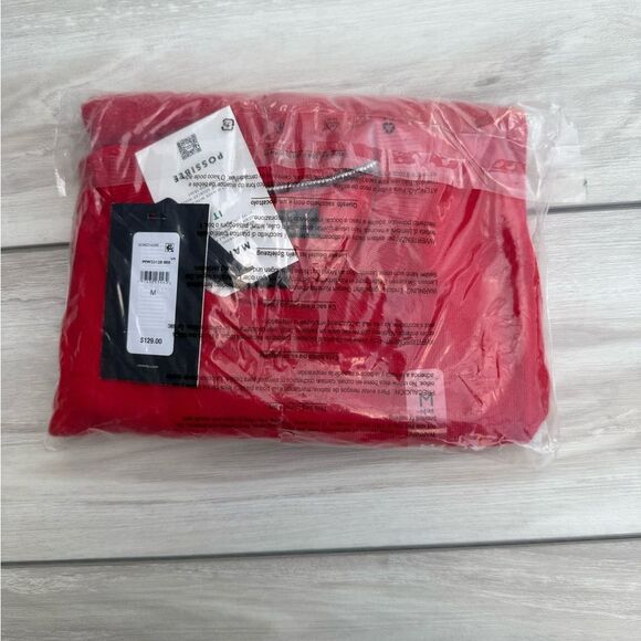 Tommy Hilfiger Essentials Cotton Crewneck Sweater Red Medium NWT IN PKG - Picture 9 of 9